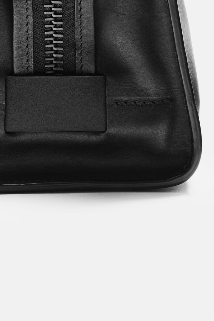 Wash Bag - Black Leather – The Line