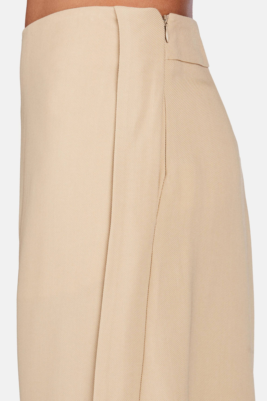 Caryn Crepe Shorts - Light Sand – The Line