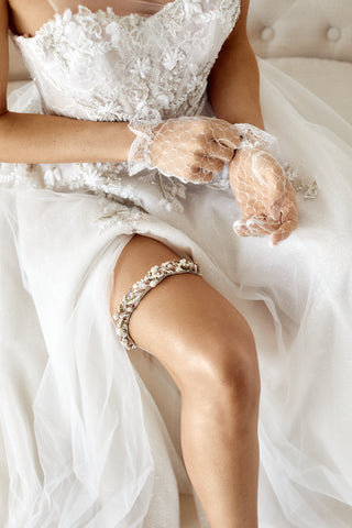 dainty wedding garter