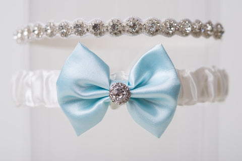wedding garters with bows 