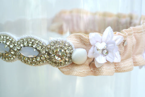 opal toss garter 