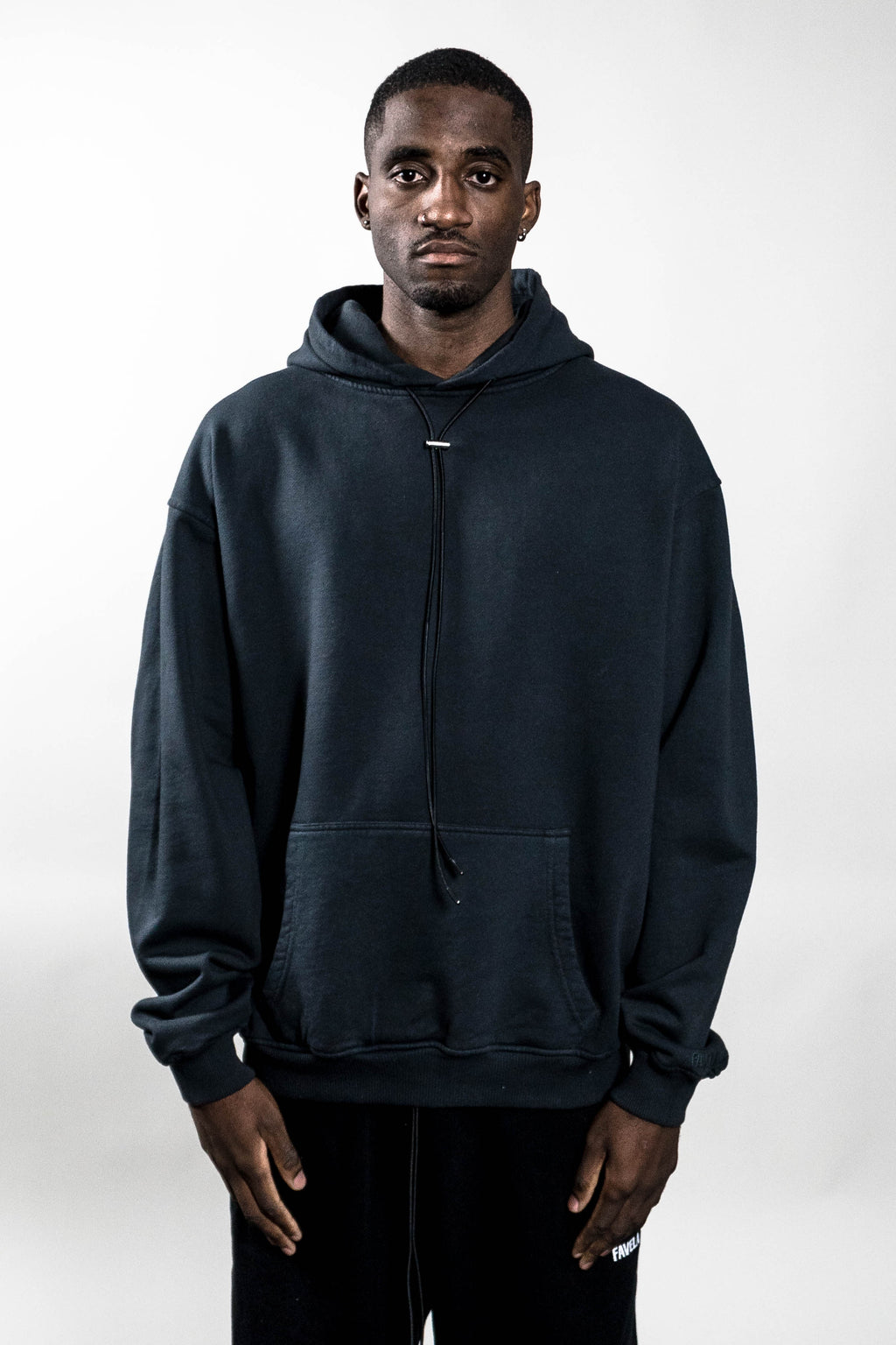 HOODIES BASIC – FAVELA Clothing