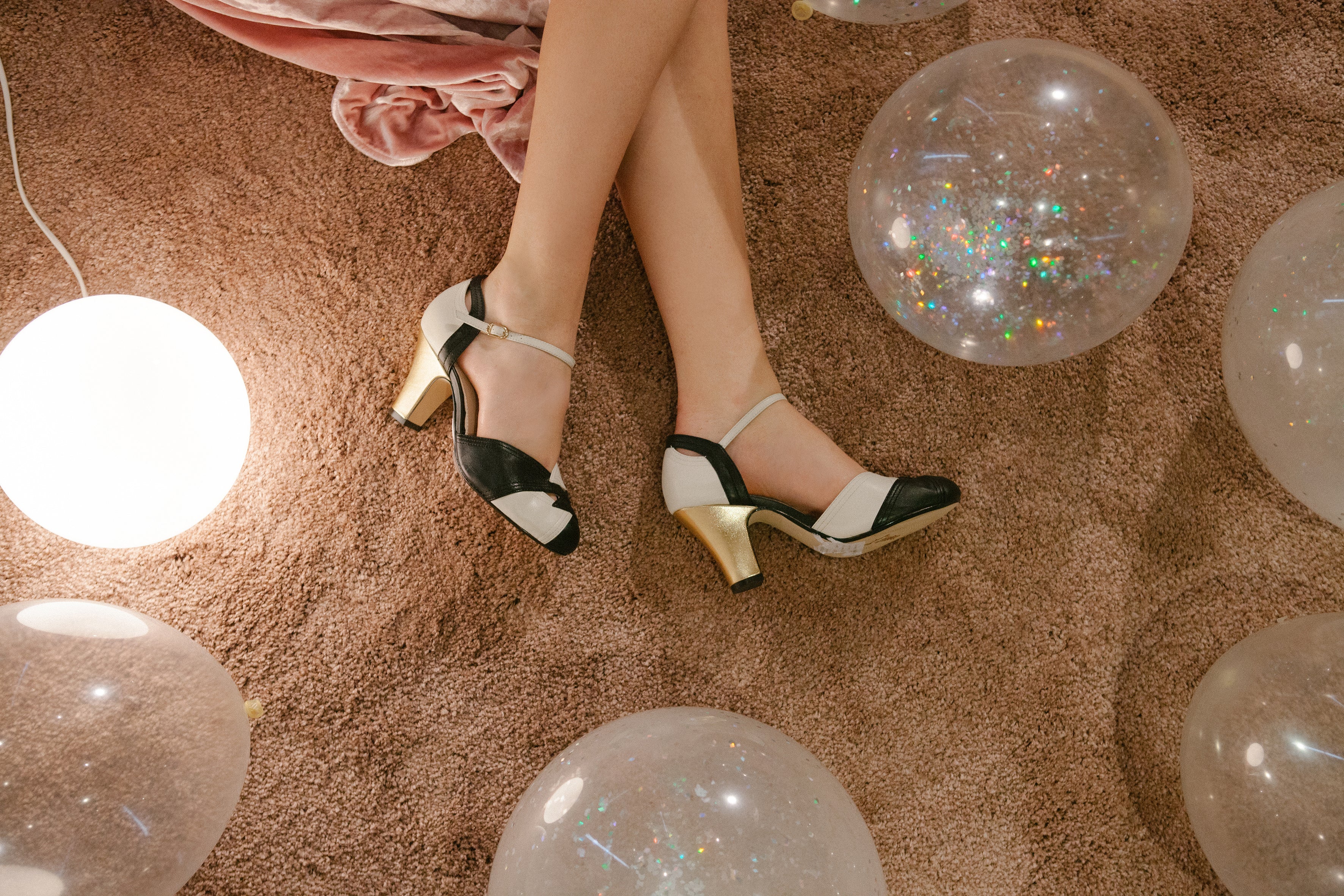 white heels 219