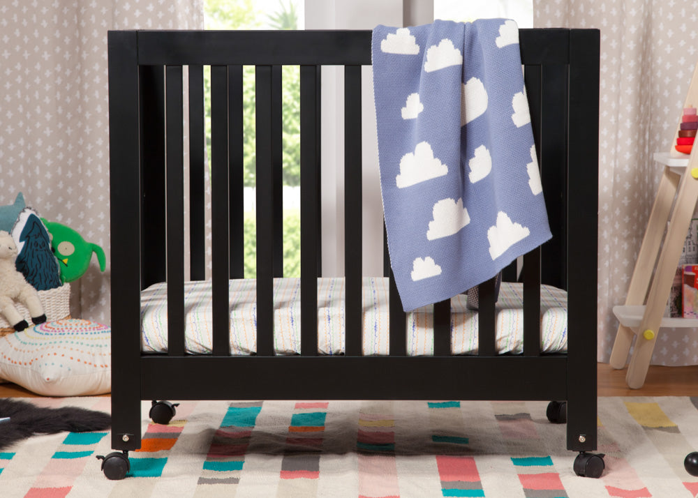 black mini crib