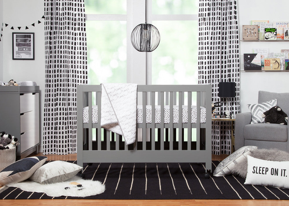 maki folding portable crib