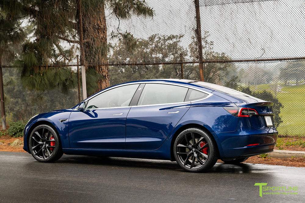 Deep Blue Metallic Tesla Model 3 with Matte Black 20" TSS Flow