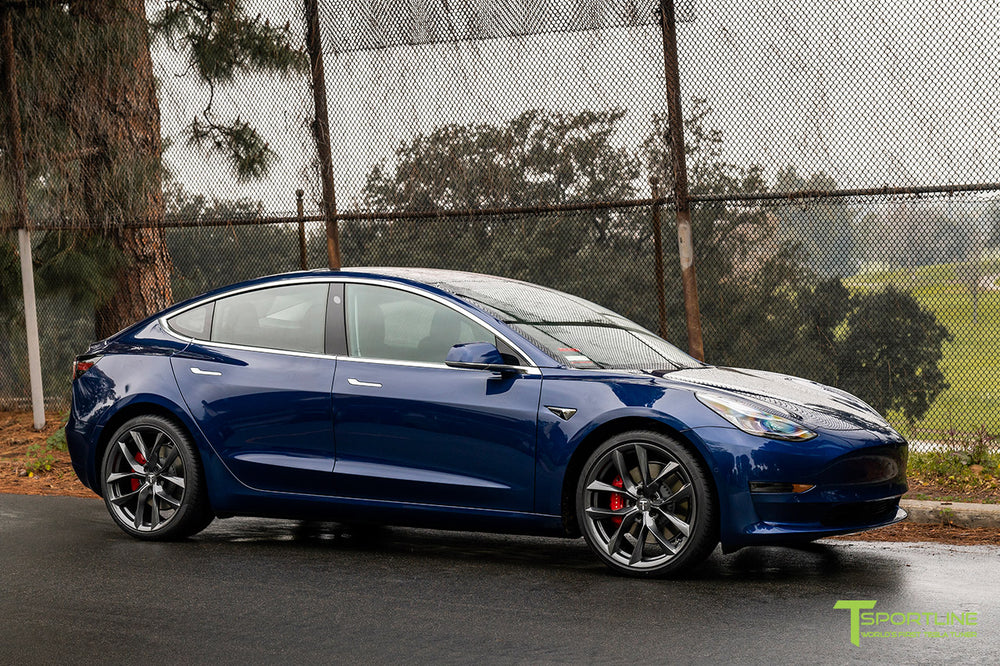 Deep Blue Metallic Tesla Model 3 with Space Gray 20" TSS Flow W