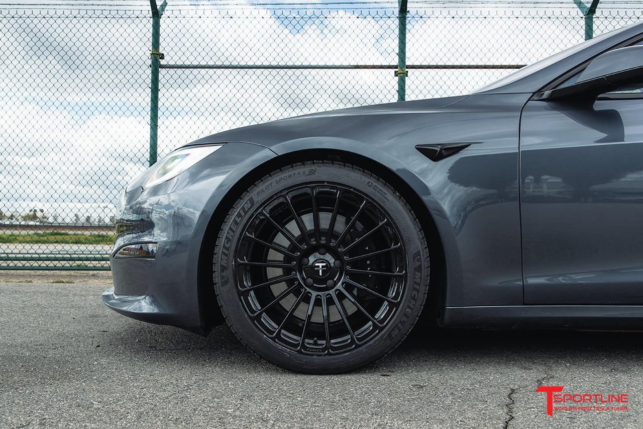 Midnight Silver Metallic Model S Plaid with 20" TS118 in Gloss Black by T Sportline