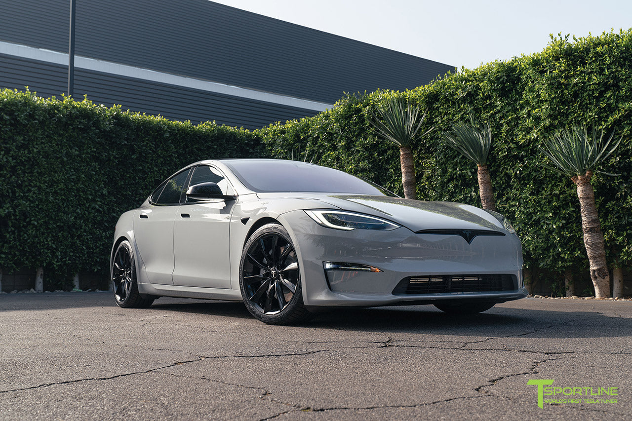 Chalk Gray Tesla Model S with TST 20" Tesla Aftermarket Wheels in Gloss Black