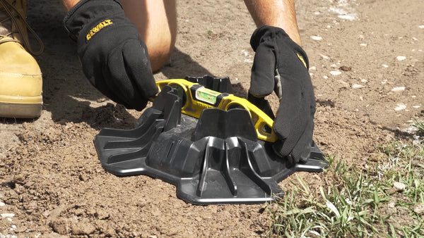 tuffblock, level, soil, safety footwear, gloves