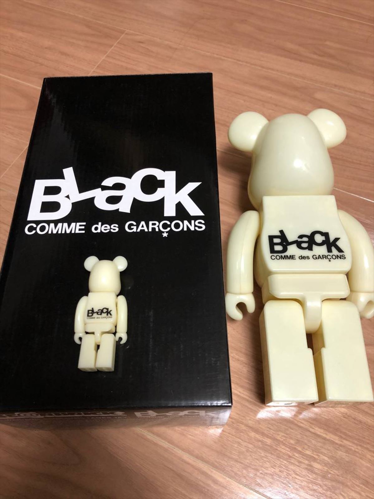 がコレクシ ヤフオク! - BLACK COMME des GARCONS BE@RBRICK 100%+400
