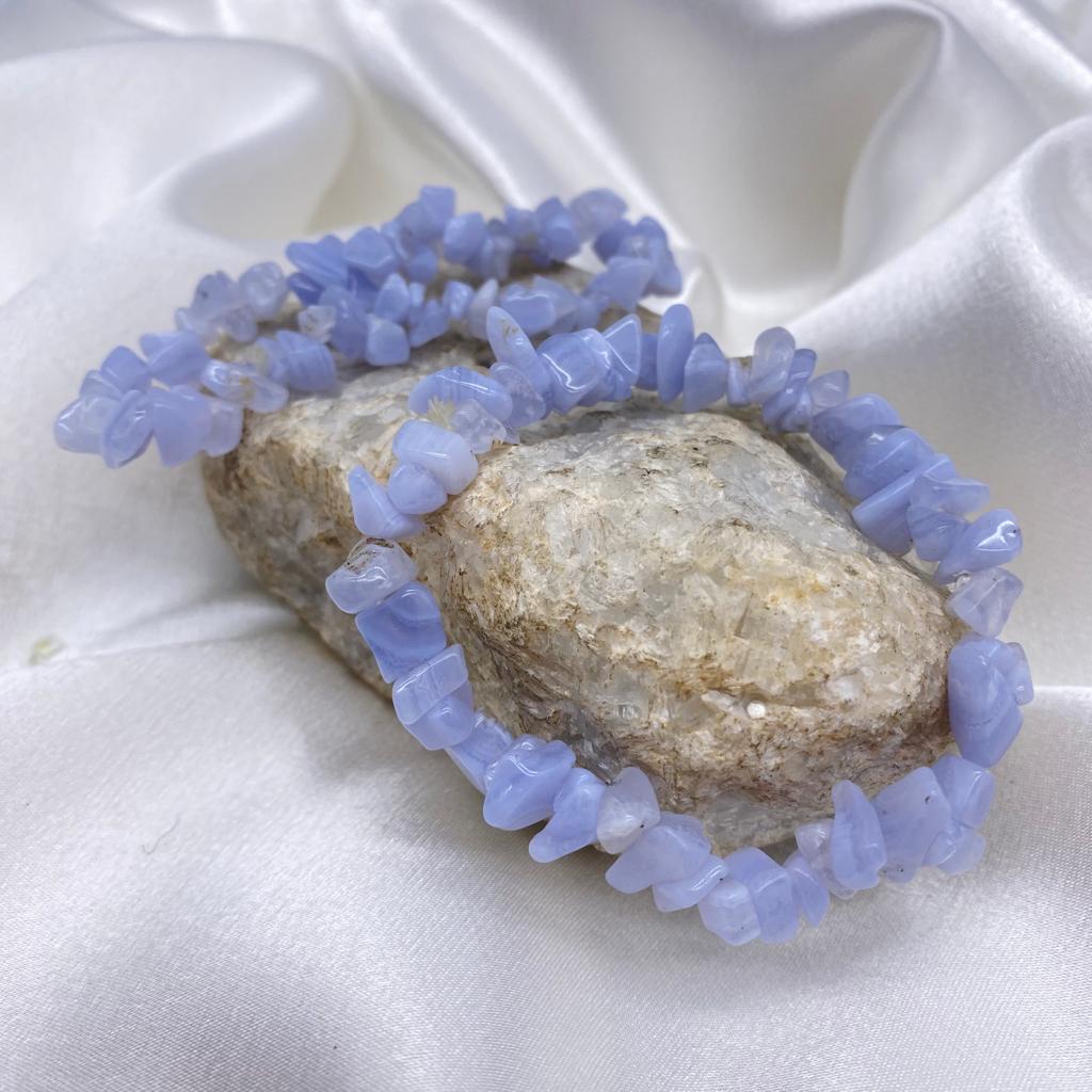 Blue Lace Agate Chip Gemstone Bracelet