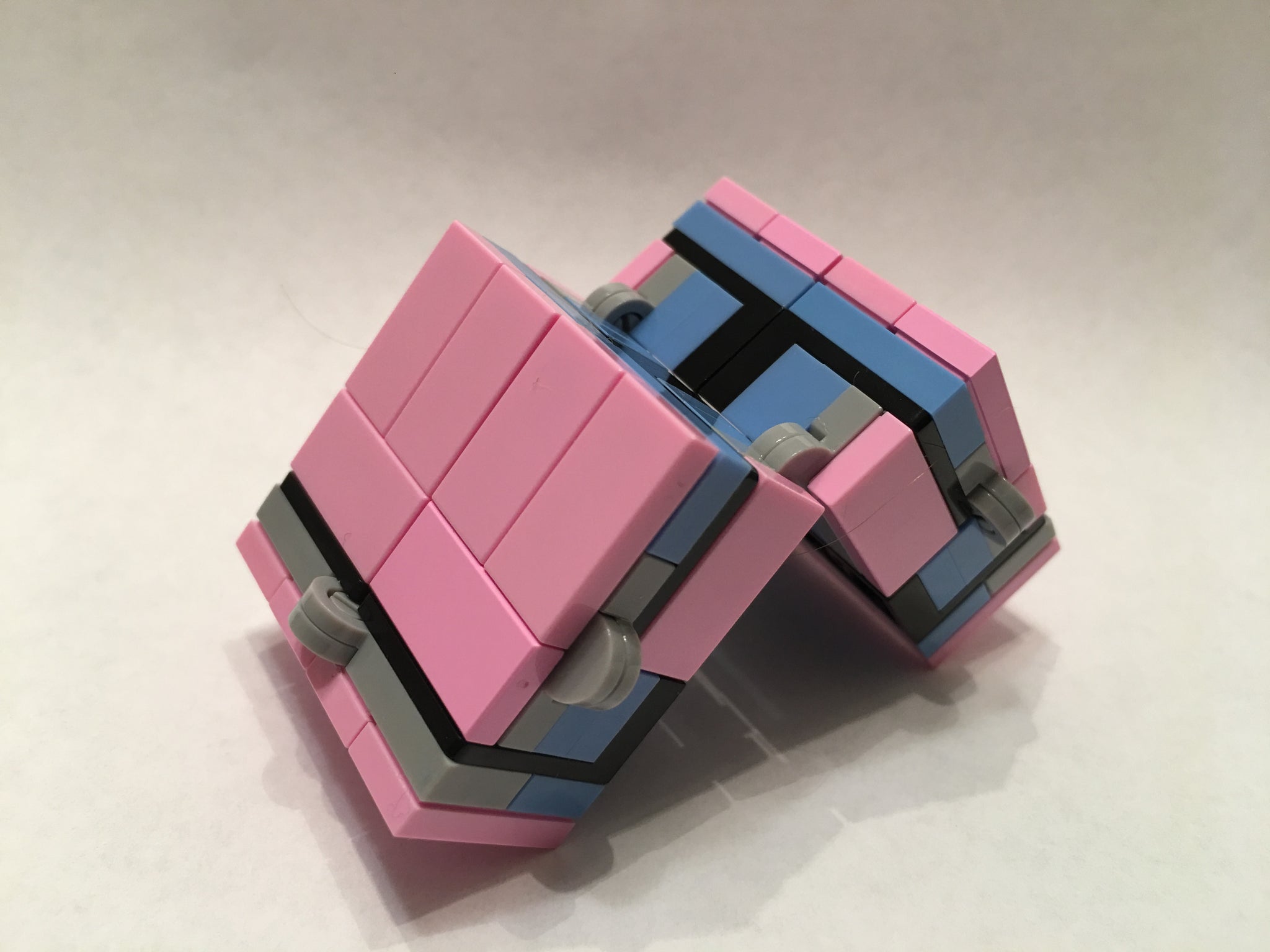 Pink And Blue Folding Fidget Cube Parts Kit Built With Toy Bricks In Brickablocks Com