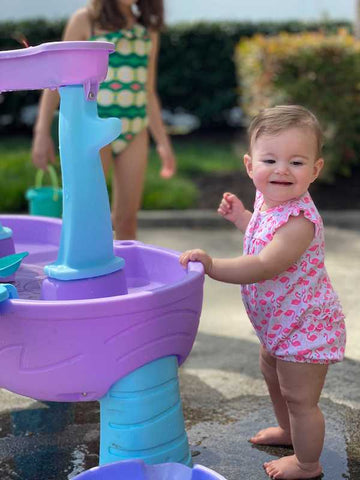 baby at water table