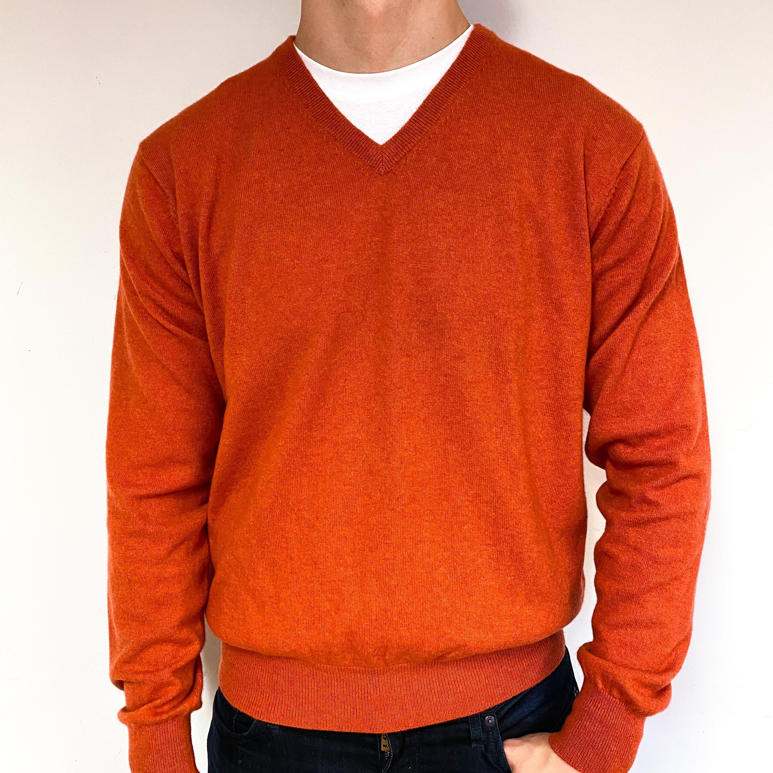 Men's Burnt Orange Cashmere V-Neck Jumper Extra Large – NEARLY NEW ...