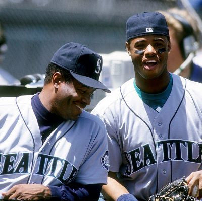 Ken_griffey_jr_and_snr_ball_caps