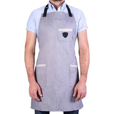 Working in Professional Kitchens: The Importance of Wearing Aprons