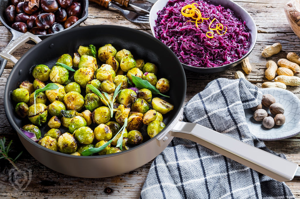 The Difference Between Roasting Pans & Baking Dishes