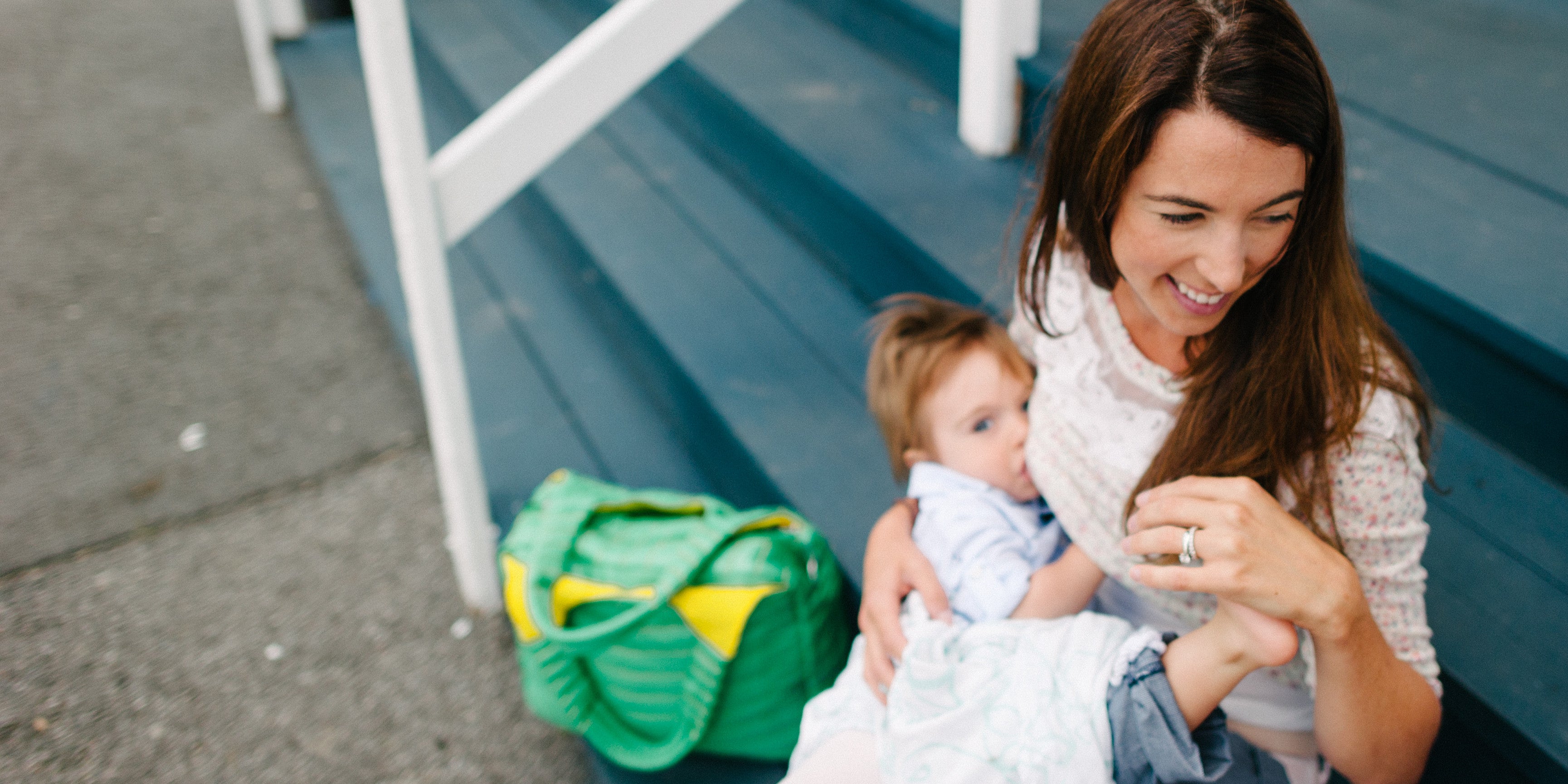 Janod Poussette landeau zen pour poupée en bois – Boutique Planète Bébé