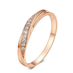 CINCIN CANTIK – Cantik Menawan