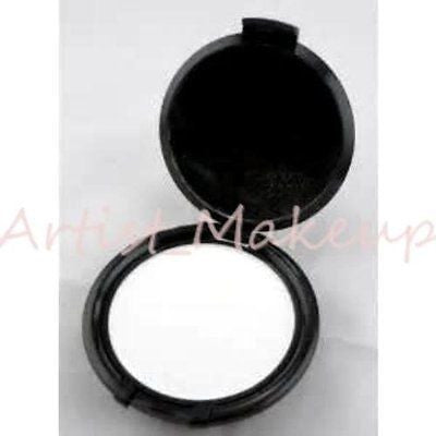 white pressed powder