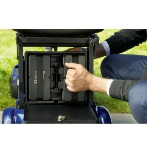 Image of the iLiving i3 Folding Electric Mobility Scooter battery view.