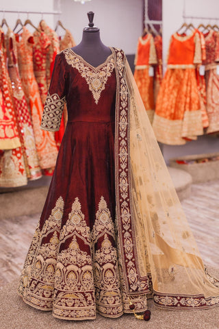 Red Silk Frock Gown Lehenga Pakistani Wedding Dresses | Pakistani bridal  dresses, Bridal dresses pakistan, Pakistani wedding dresses