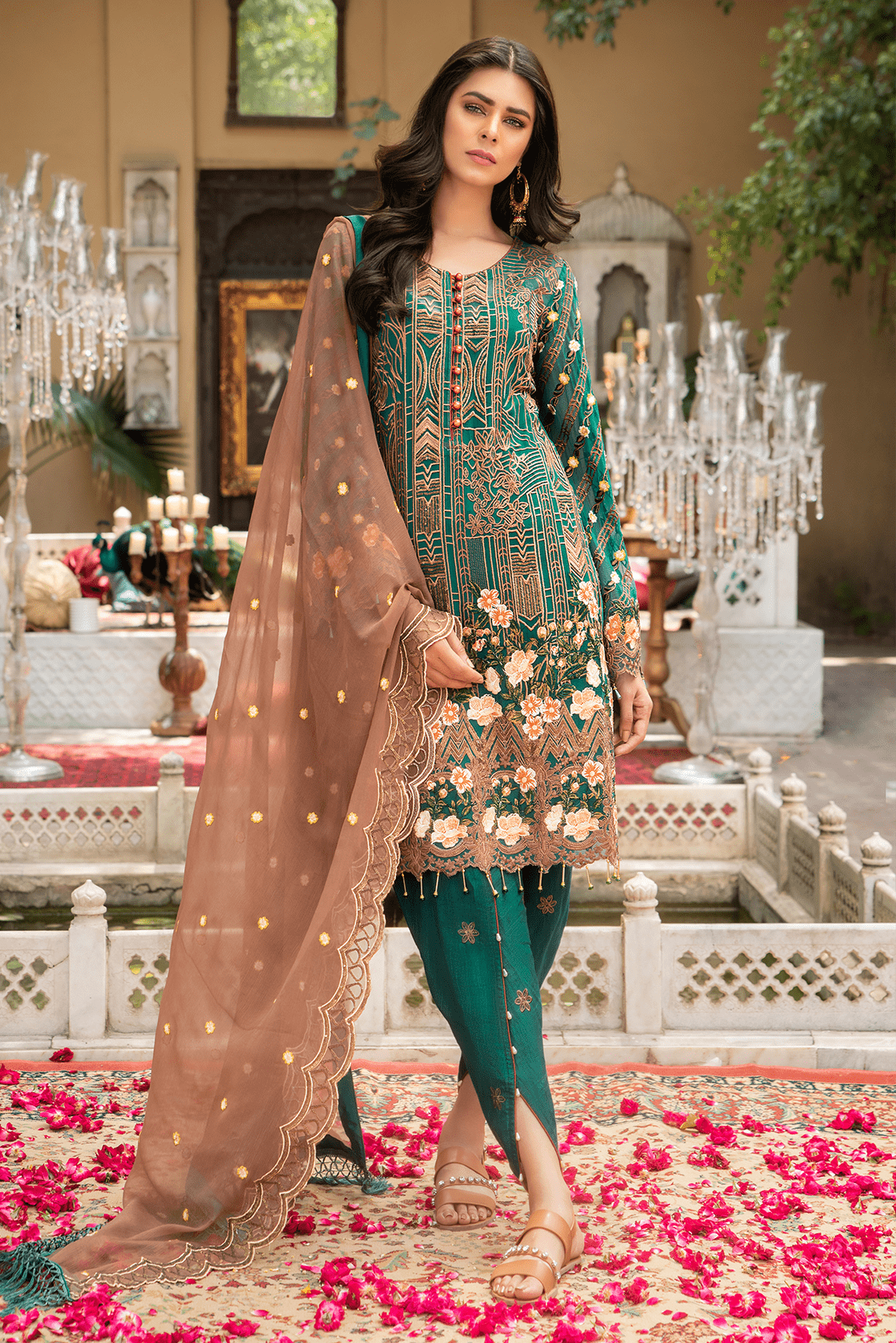 Easily buy Pakistani clothes online cheap in USA from us Nameera by