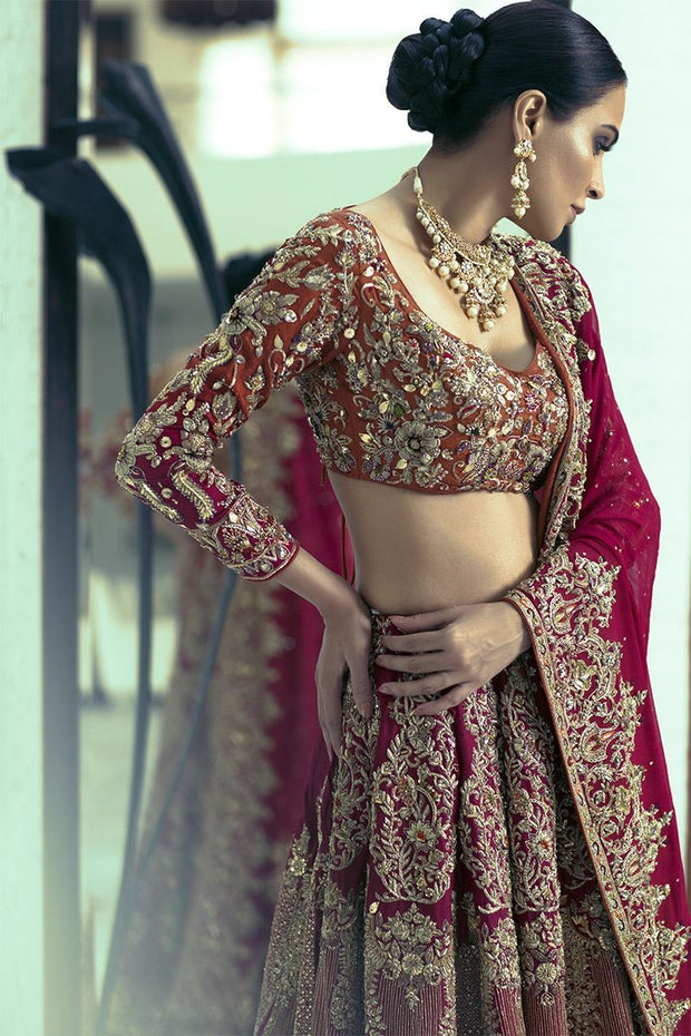 Buy Stunning Full Flared Indian Wedding Lehenga Nameera By Farooq 5708