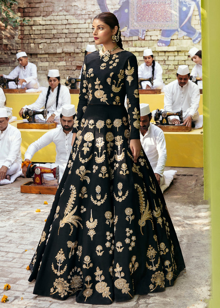 black bridal lehenga designs