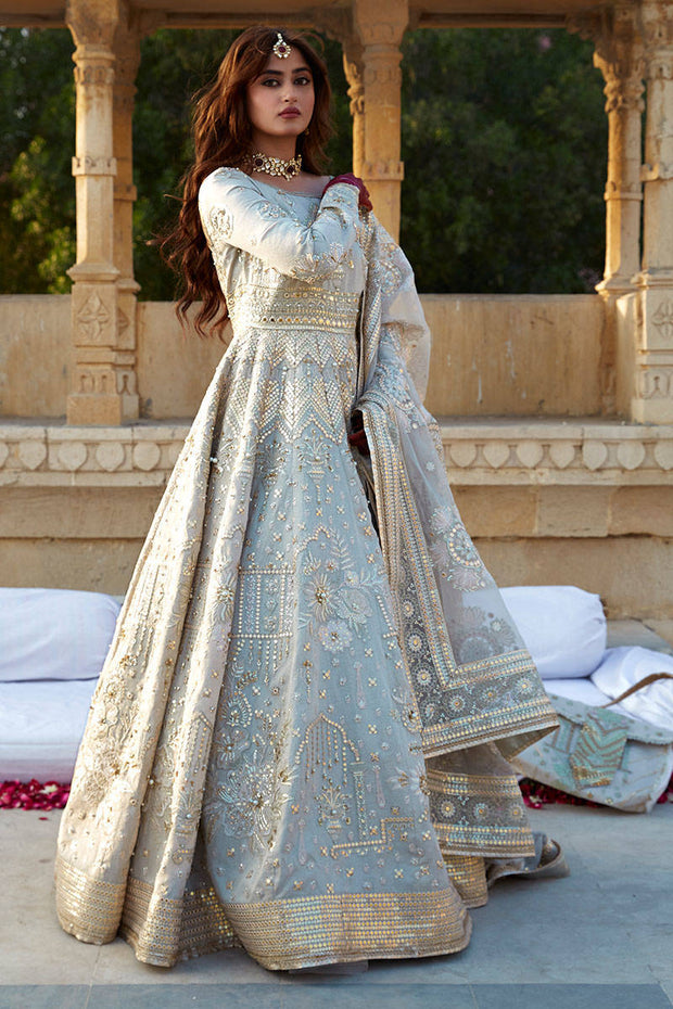 Pakistani Wedding Dress In Royal Pishwas Frock Stylen Nameera By Farooq 8606