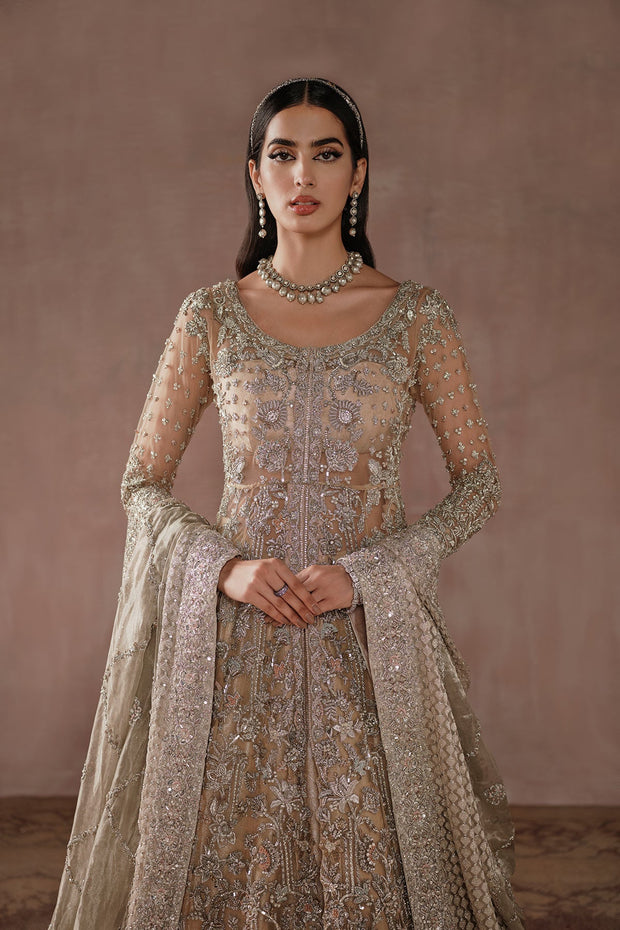 Golden Pakistani Bridal Dress In Lehenga Gown Stylen Nameera By Farooq 4016