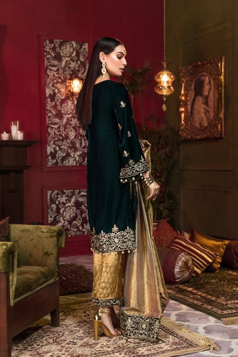 black embroidered dresses pakistani