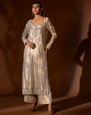 White Silk Salwar Kameez Pakistani Wedding Dresses