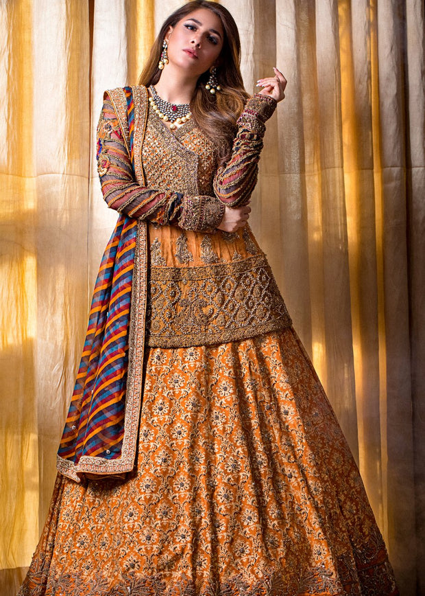 mehndi lehnga dress