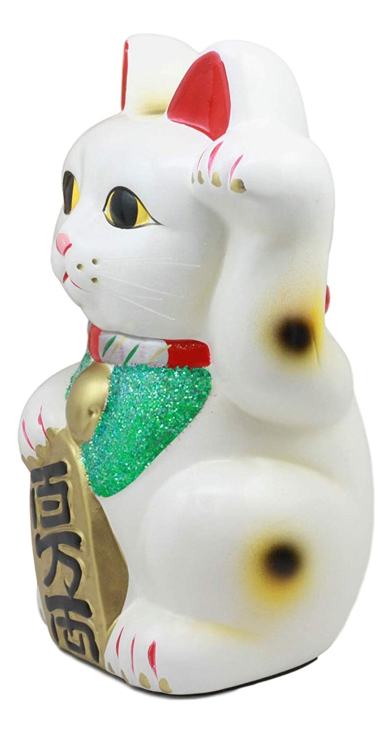 japanese cat statue