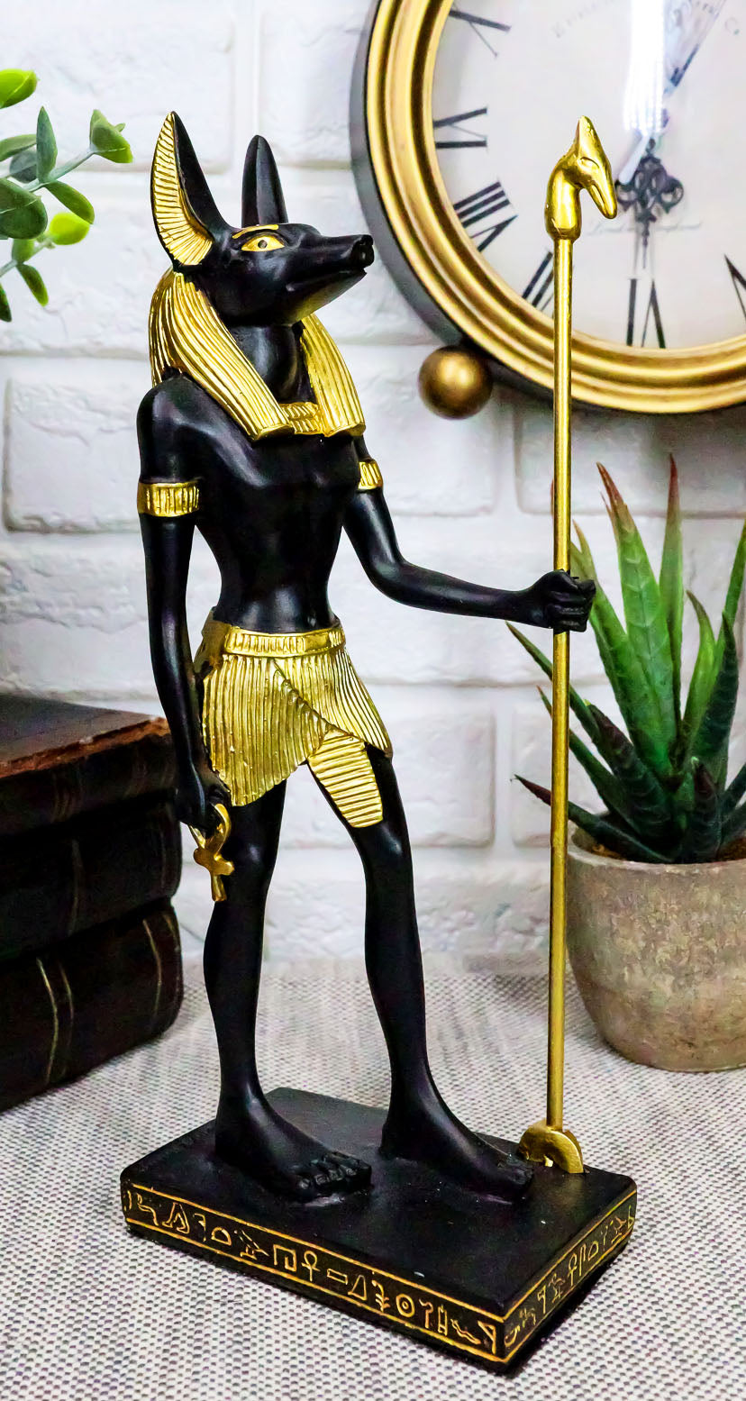 Anubis stand. Стенд Анубис. Египетская статуэтка Богини Бастет.