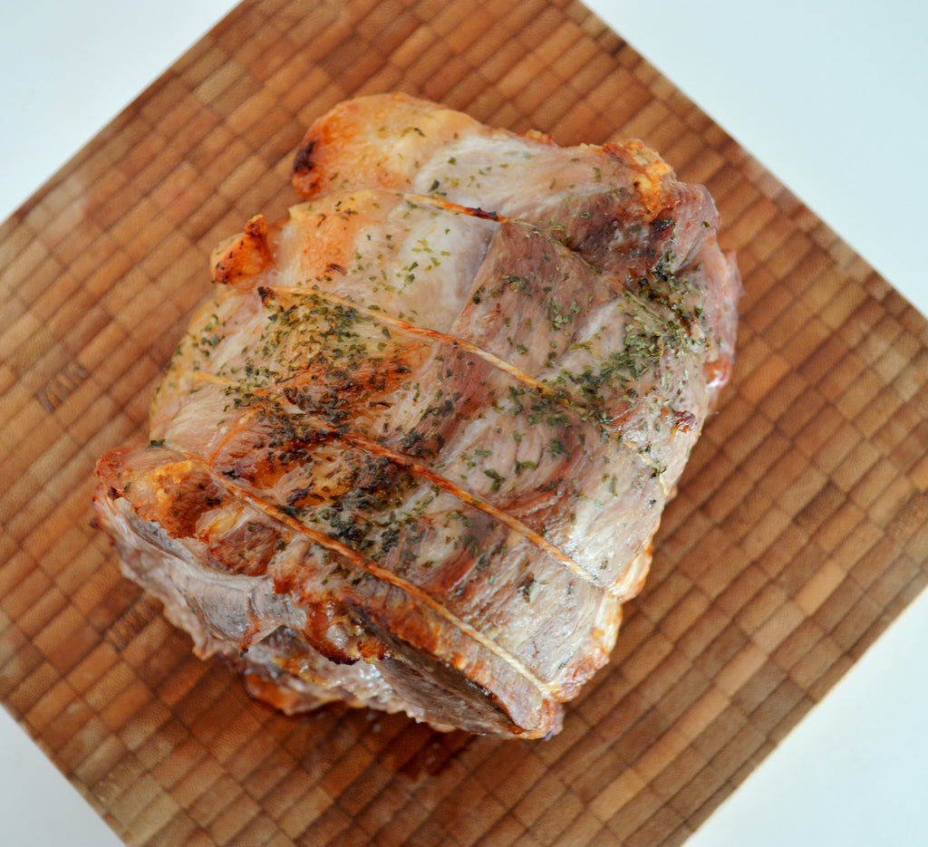 Roast Pork Christmas Dinner Recipe, Paired With White Wine