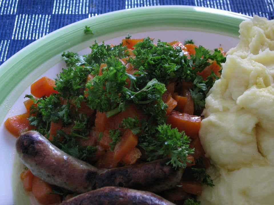 Sausages and mash paired with the red wine Kayra Okuzgozu from Anatolia in Turkey - buy this wine from Novel Wines