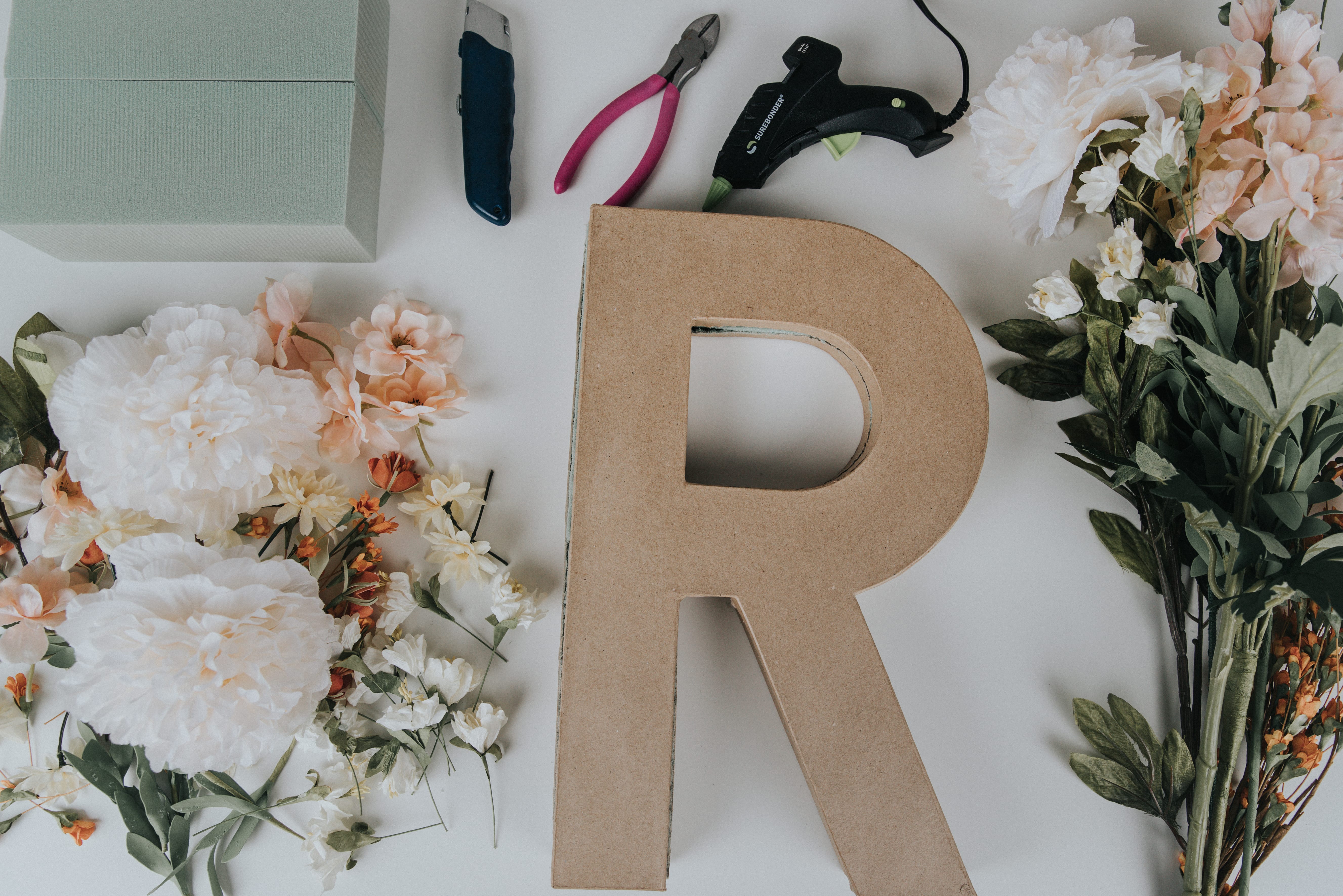 Blooming Monogram DIY – ROOLEE