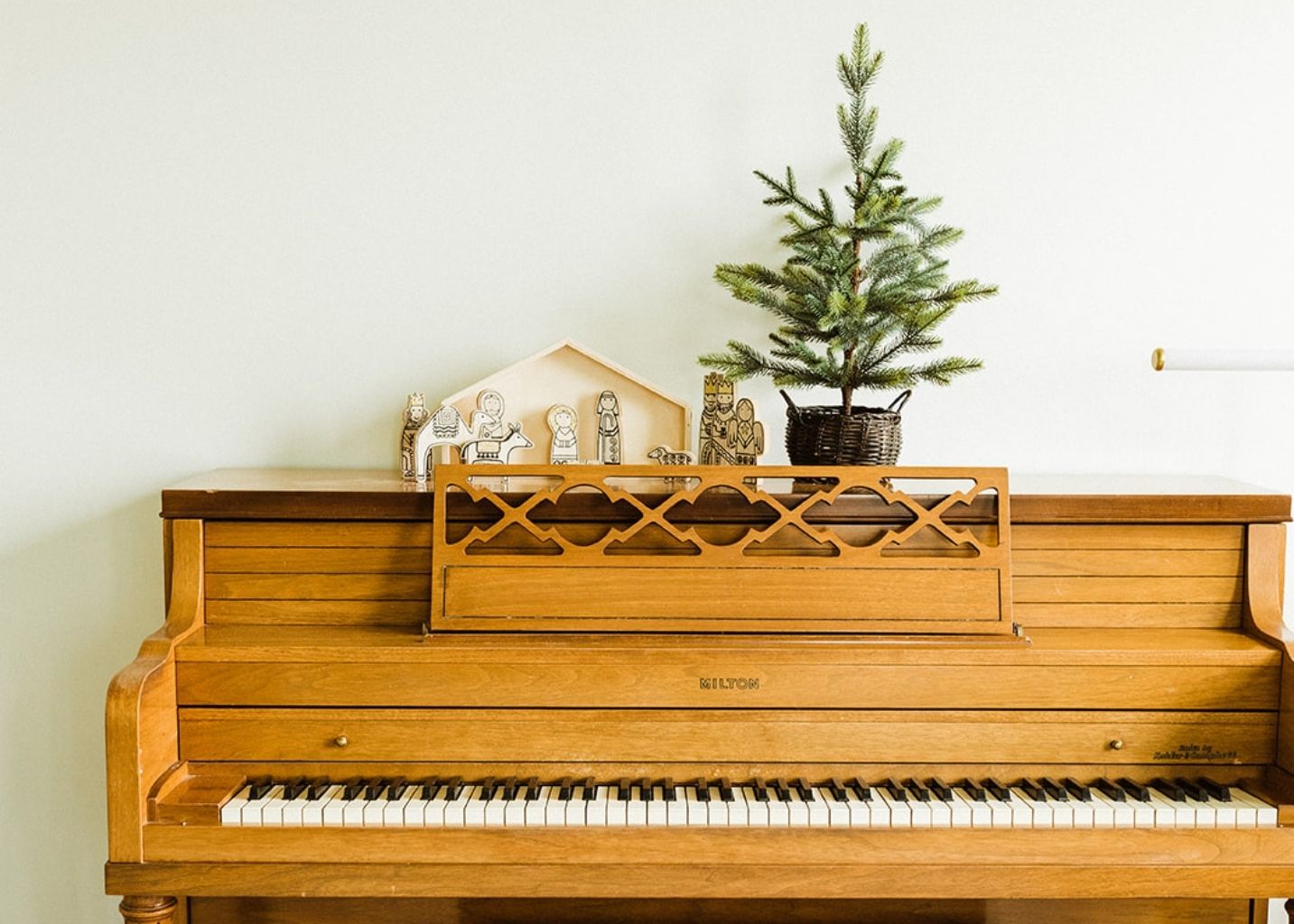 christmas decor inspiration for every room of your home