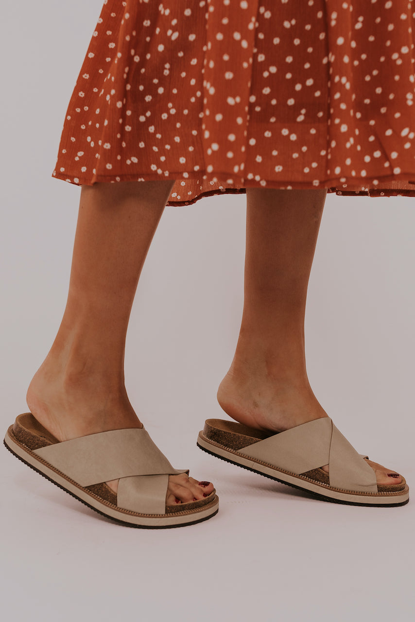 sidelines footbed sandal