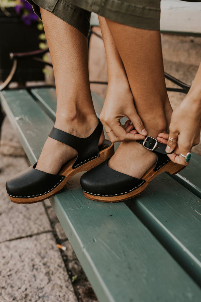 Sofia Clogs | ROOLEE