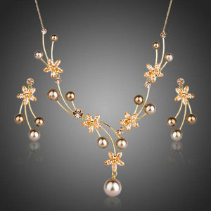 pearl drop earrings and necklace