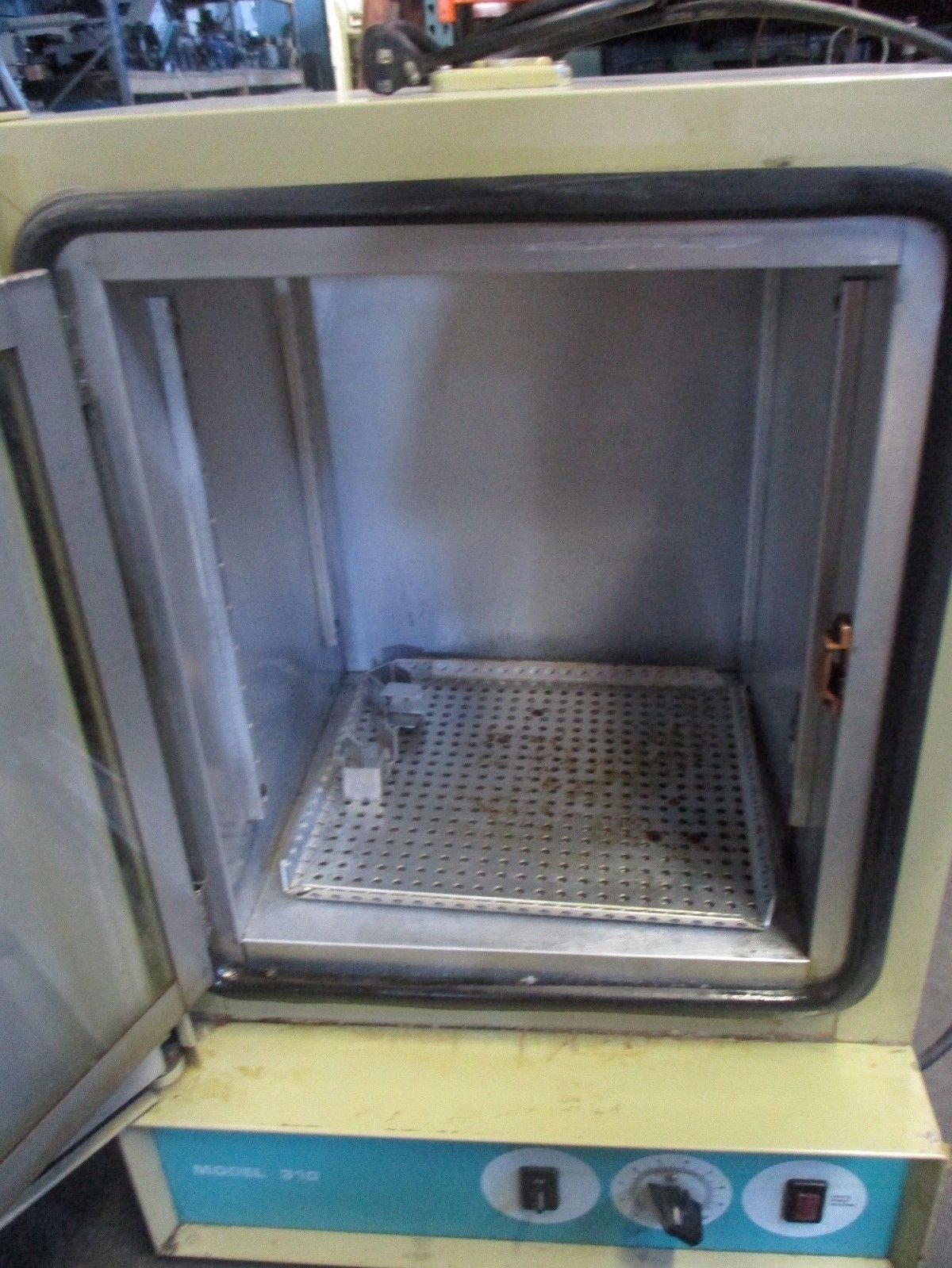 napco model 5410 incubator for eggs