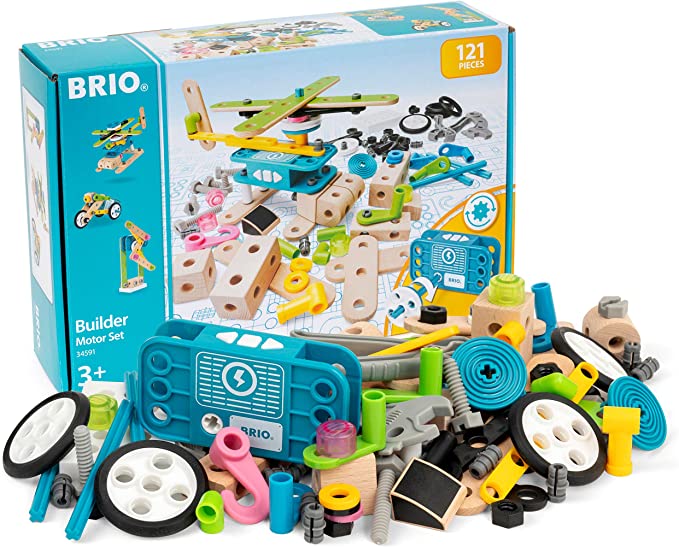 Brio World Light Up Gold Wagon – Kidding Around NYC