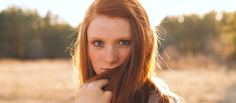 girl with oily hair