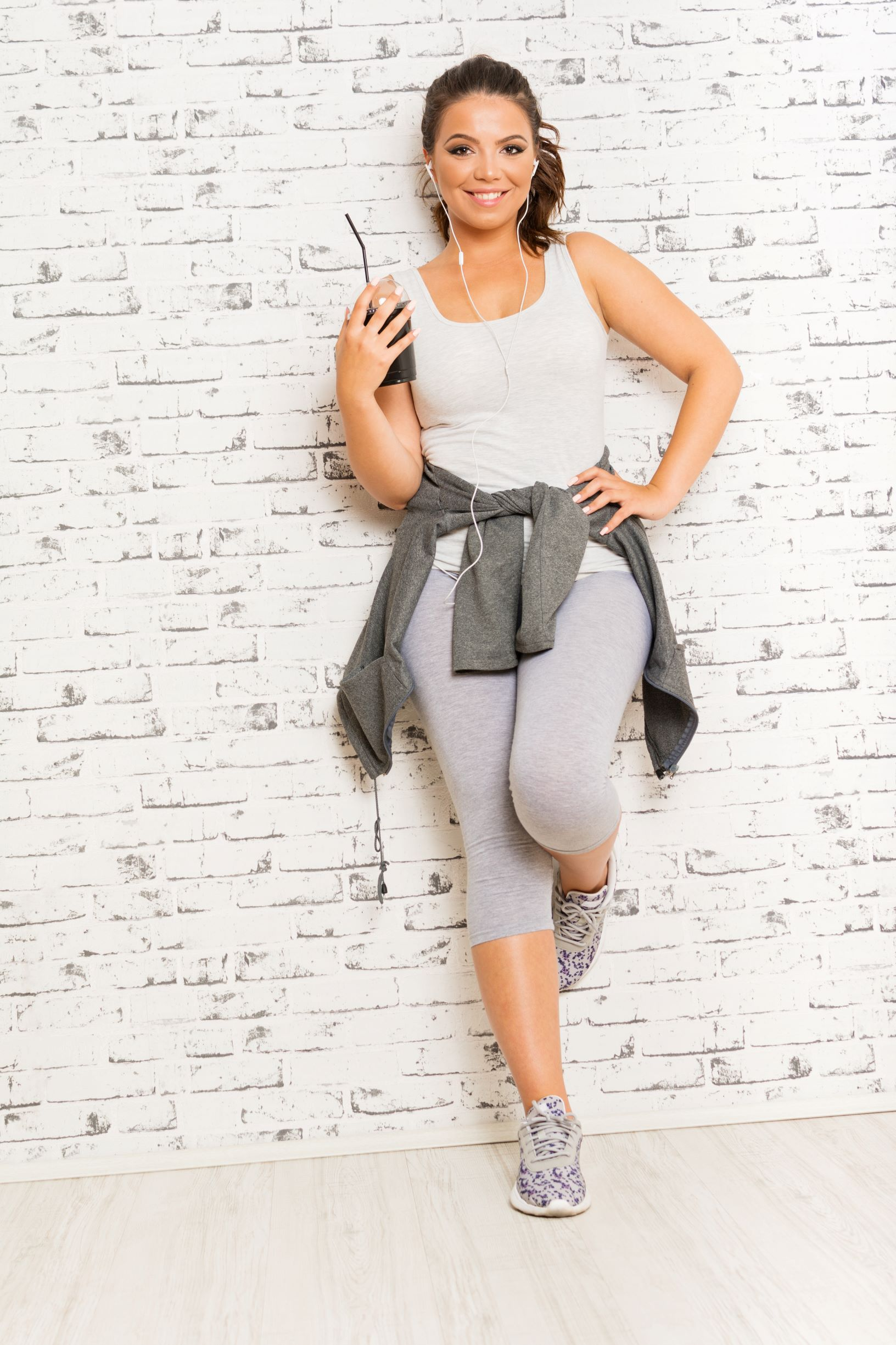 Plus Size Solid White Capri Leggings - Kamala Boutique