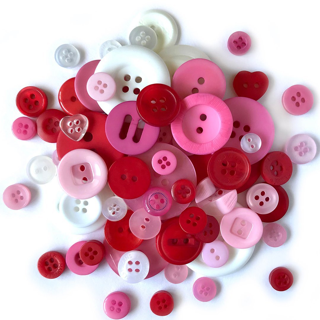 Qovydx 1600Pcs Red Buttons for Crafts Assorted Sizes Buttons Red in Bulk  Red Craft Buttons Assortment Christmas Buttons