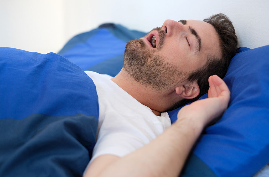 How to stop snoring naturally